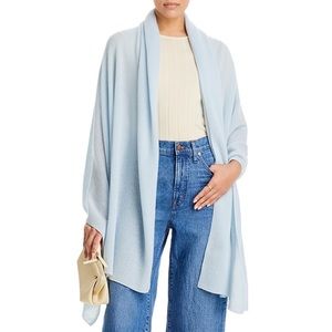 NWT Bloomingdale’s 100% Cashmere Travel Wrap, Light Blue,